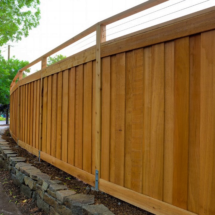 Commercial Wood fence solutions for the Methuen, Massachusetts area
