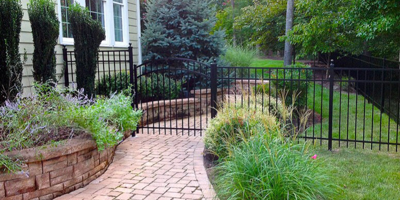aluminum fence solutions for the Methuen, Massachusetts and New Hampshire area