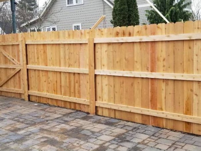 Amesbury Massachusetts wood privacy fencing