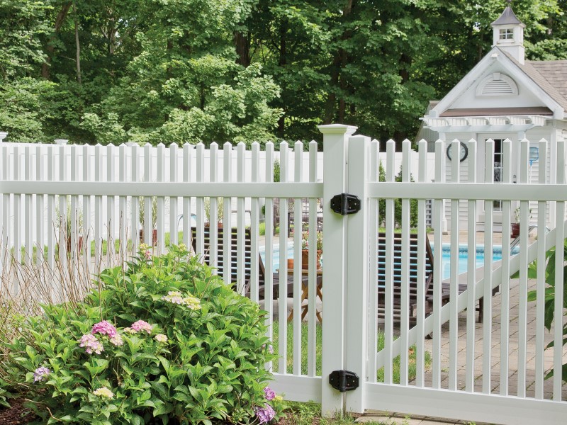 Hudson New Hampshire residential fencing contractor