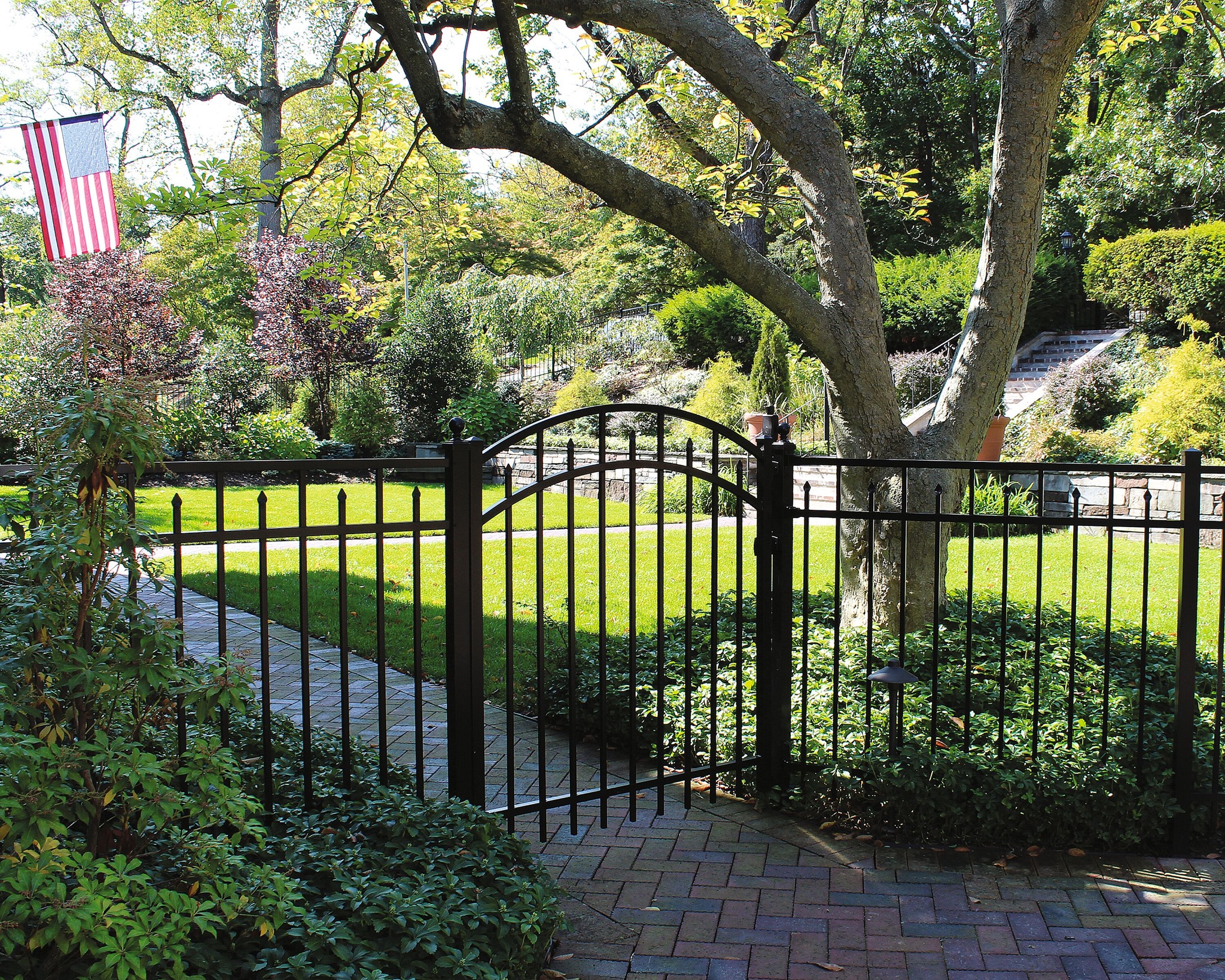 The Hulme Fence Difference in Reading Massachusetts Fence Installations